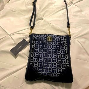 Tommy Hilfiger Crossbody Bag